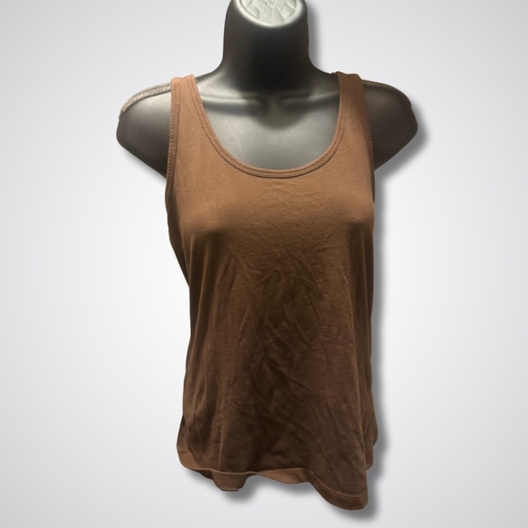 **🎯 2 for 1! Old Navy First Layer Tank Tops Bundle | Size S | EUC** - Picture 2 of 4